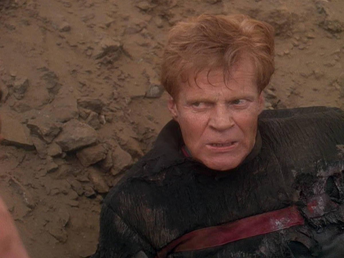 extant_StarTrek_DS9_5x04-NorTheBattleToTheStrong_02225.jpg