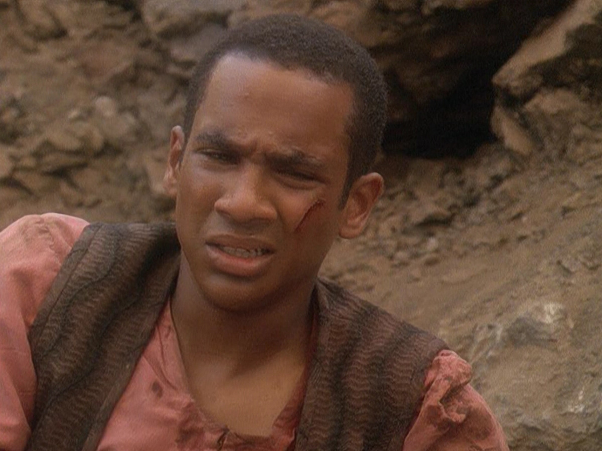 extant_StarTrek_DS9_5x04-NorTheBattleToTheStrong_02233.jpg