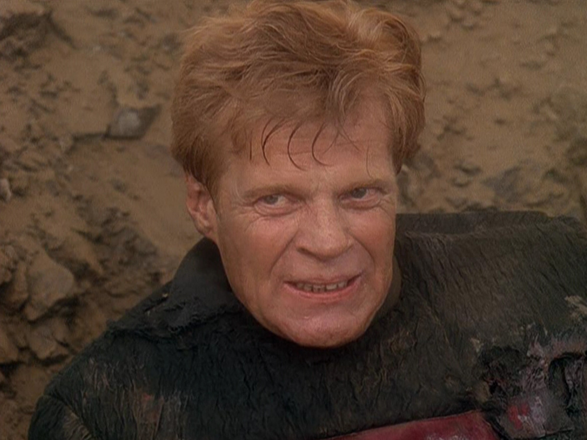 extant_StarTrek_DS9_5x04-NorTheBattleToTheStrong_02242.jpg