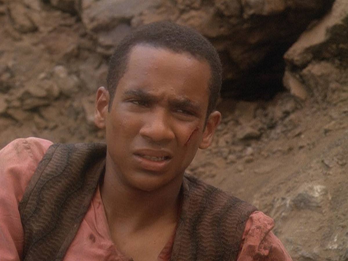 extant_StarTrek_DS9_5x04-NorTheBattleToTheStrong_02252.jpg