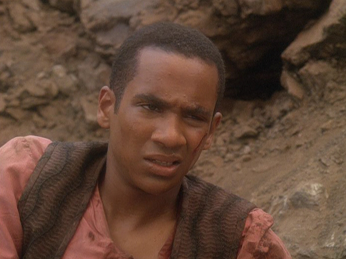 extant_StarTrek_DS9_5x04-NorTheBattleToTheStrong_02254.jpg