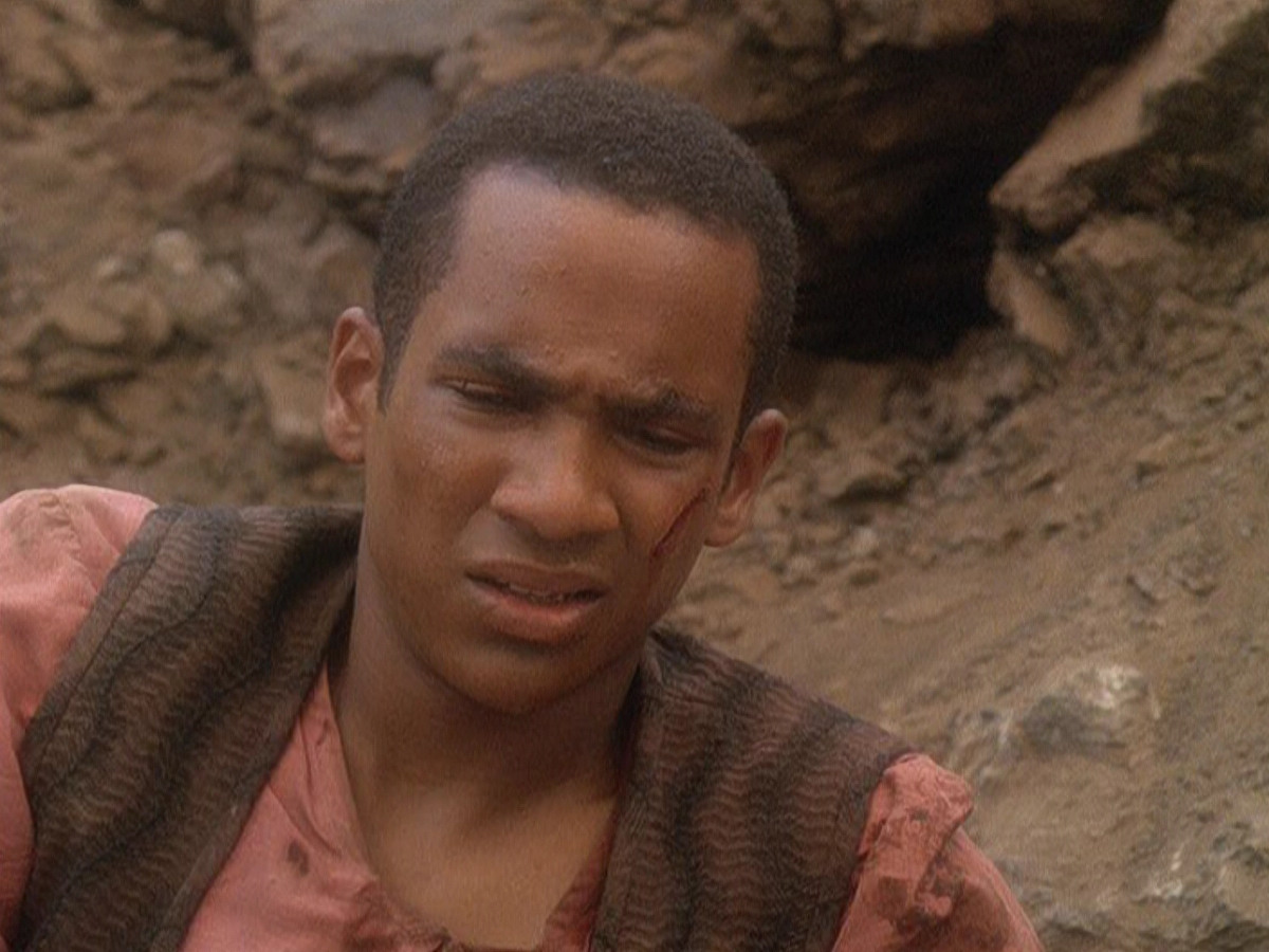 extant_StarTrek_DS9_5x04-NorTheBattleToTheStrong_02275.jpg