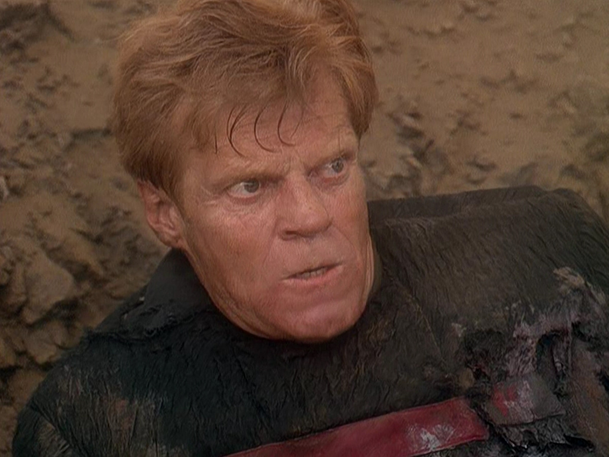 extant_StarTrek_DS9_5x04-NorTheBattleToTheStrong_02281.jpg