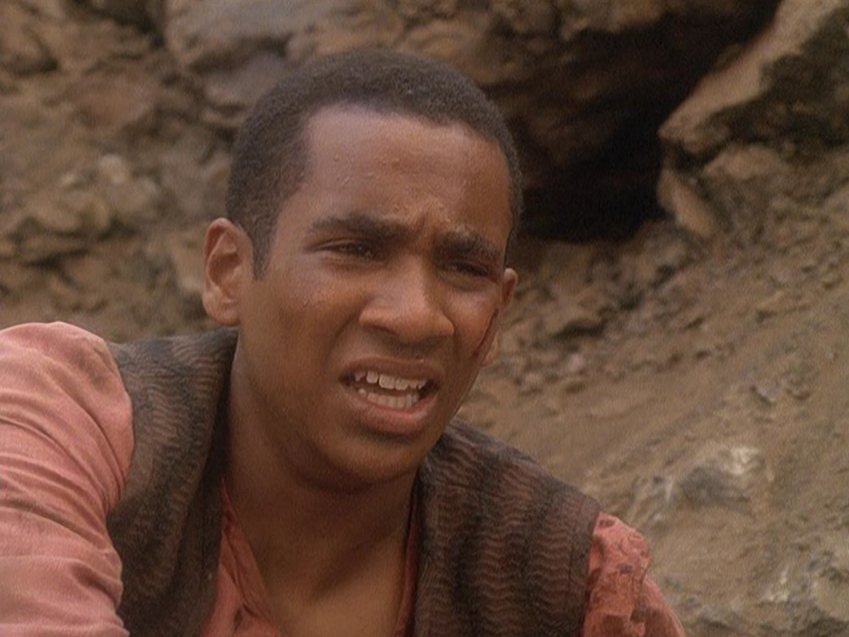extant_StarTrek_DS9_5x04-NorTheBattleToTheStrong_02286.jpg