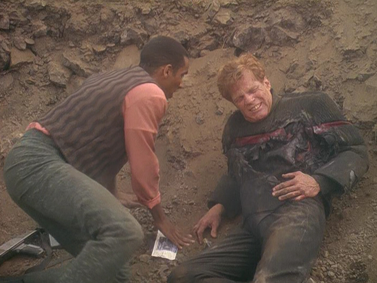 extant_StarTrek_DS9_5x04-NorTheBattleToTheStrong_02292.jpg