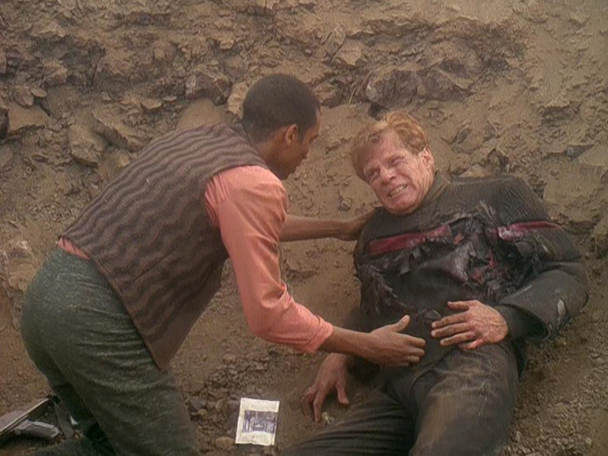 extant_StarTrek_DS9_5x04-NorTheBattleToTheStrong_02300.jpg