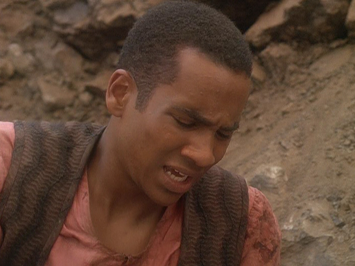 extant_StarTrek_DS9_5x04-NorTheBattleToTheStrong_02317.jpg