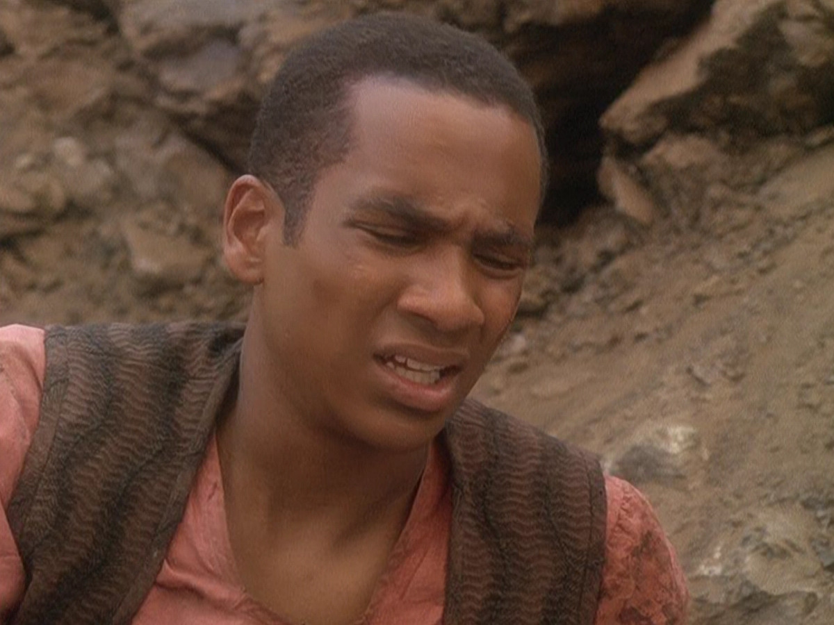 extant_StarTrek_DS9_5x04-NorTheBattleToTheStrong_02323.jpg