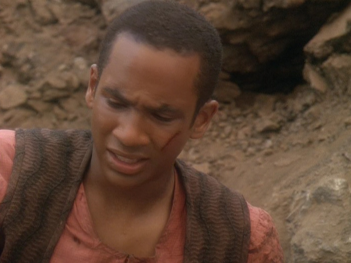 extant_StarTrek_DS9_5x04-NorTheBattleToTheStrong_02331.jpg