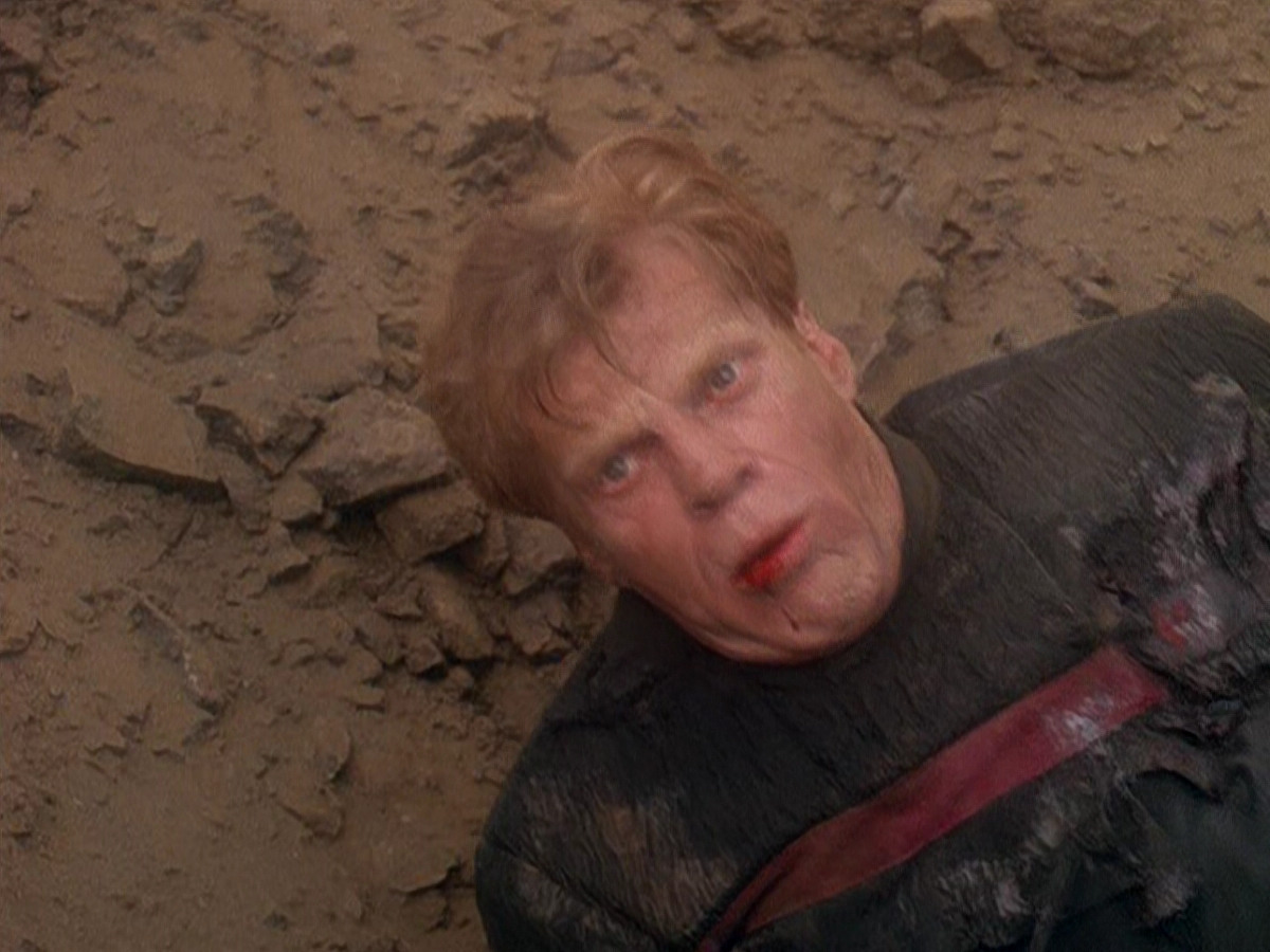 extant_StarTrek_DS9_5x04-NorTheBattleToTheStrong_02384.jpg