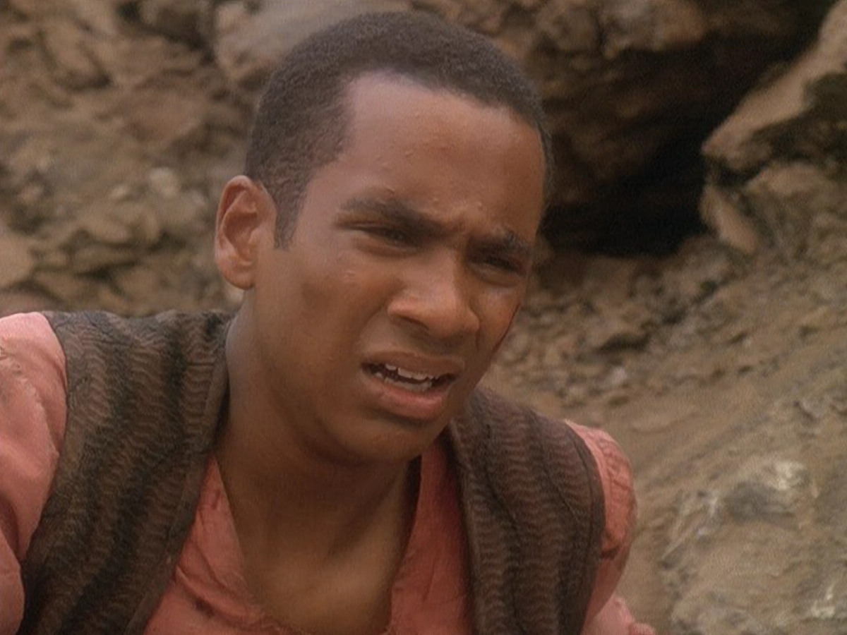 extant_StarTrek_DS9_5x04-NorTheBattleToTheStrong_02387.jpg