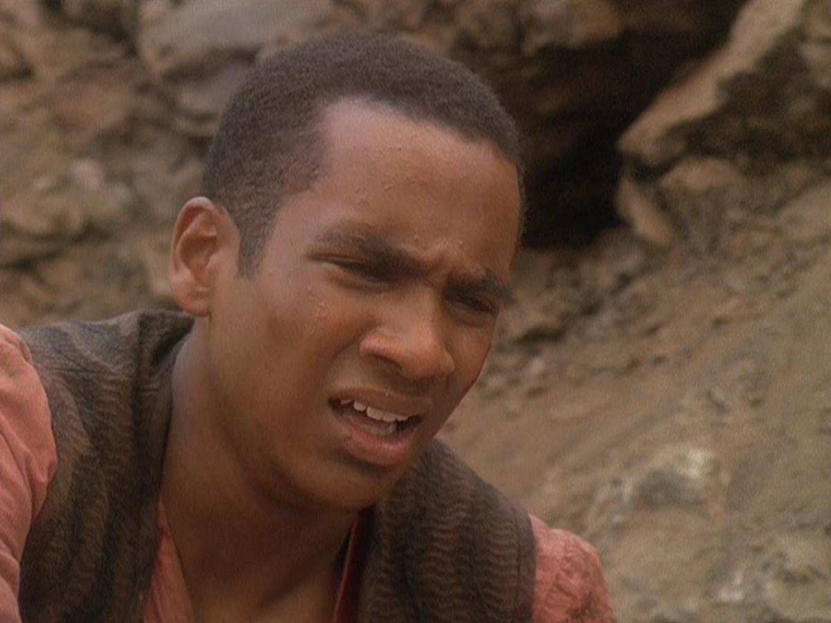 extant_StarTrek_DS9_5x04-NorTheBattleToTheStrong_02395.jpg