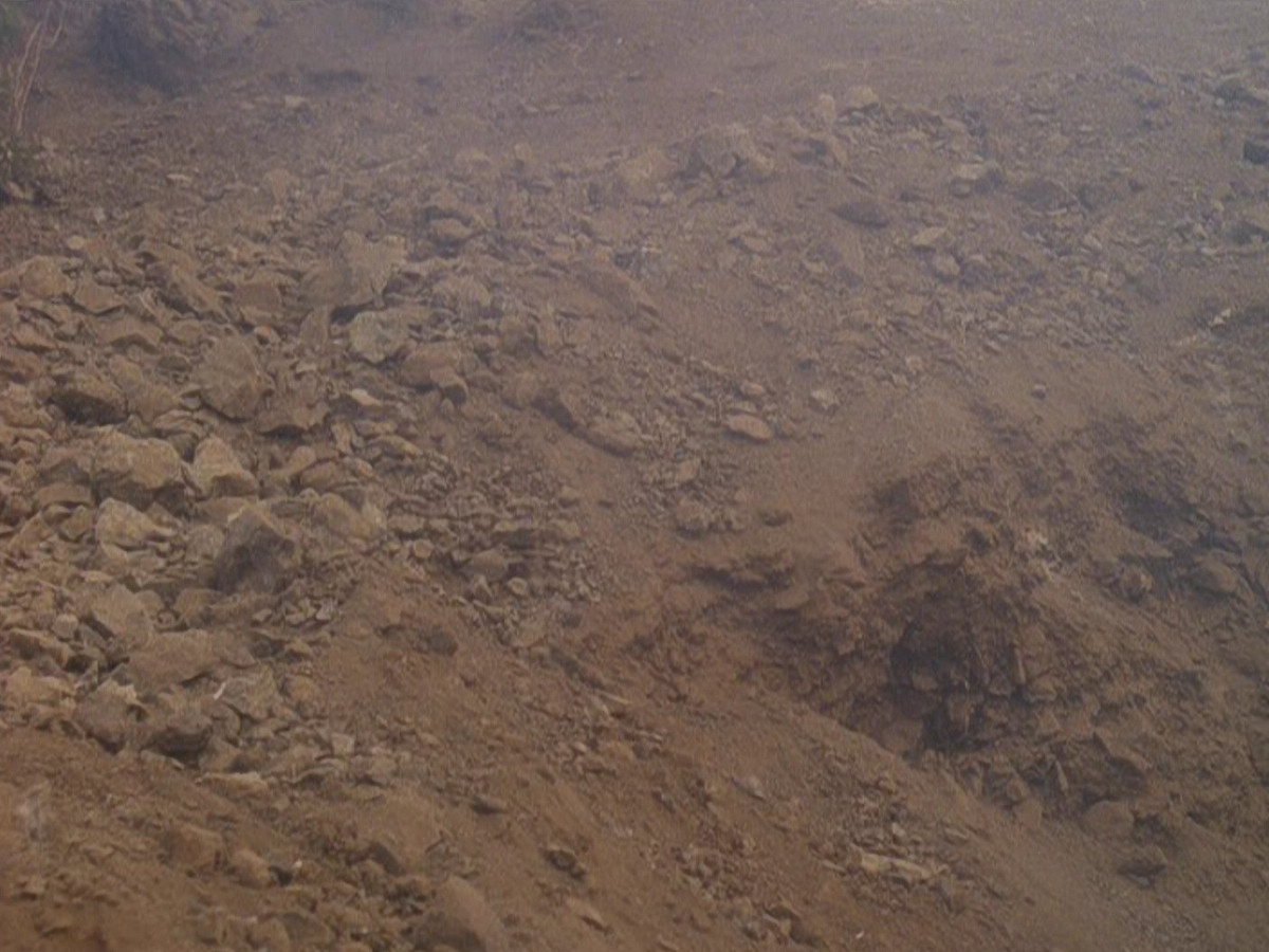 extant_StarTrek_DS9_5x04-NorTheBattleToTheStrong_02398.jpg