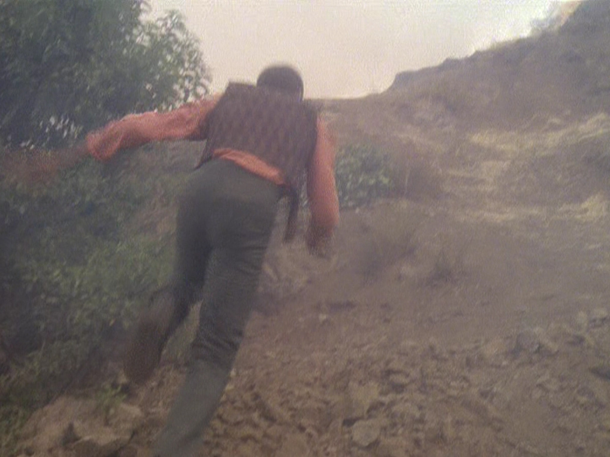extant_StarTrek_DS9_5x04-NorTheBattleToTheStrong_02403.jpg