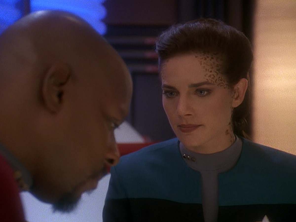 extant_StarTrek_DS9_5x04-NorTheBattleToTheStrong_02478.jpg