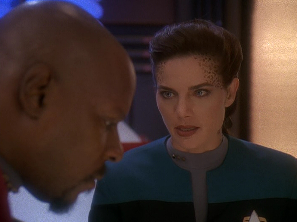 extant_StarTrek_DS9_5x04-NorTheBattleToTheStrong_02490.jpg