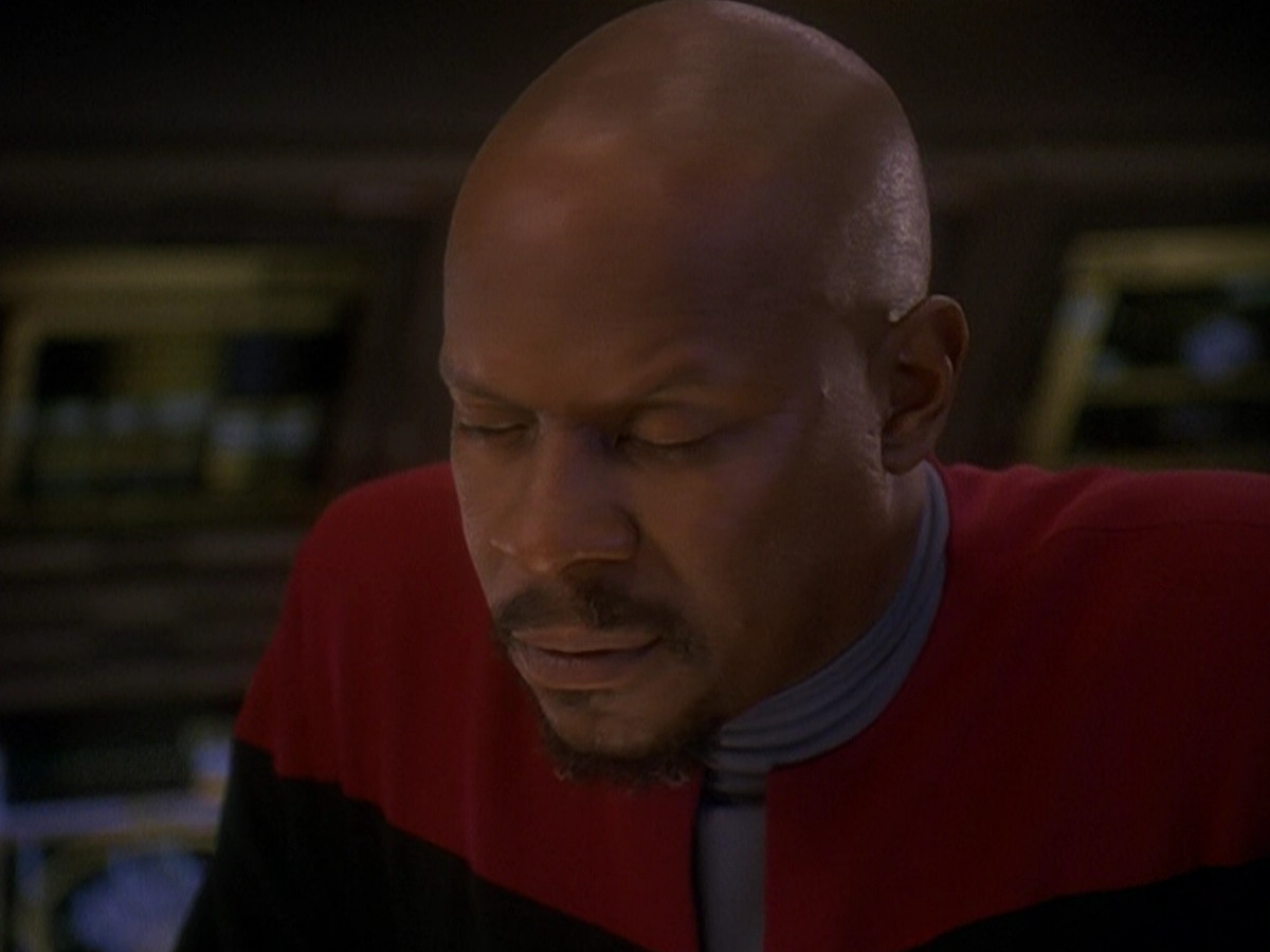 extant_StarTrek_DS9_5x04-NorTheBattleToTheStrong_02493.jpg