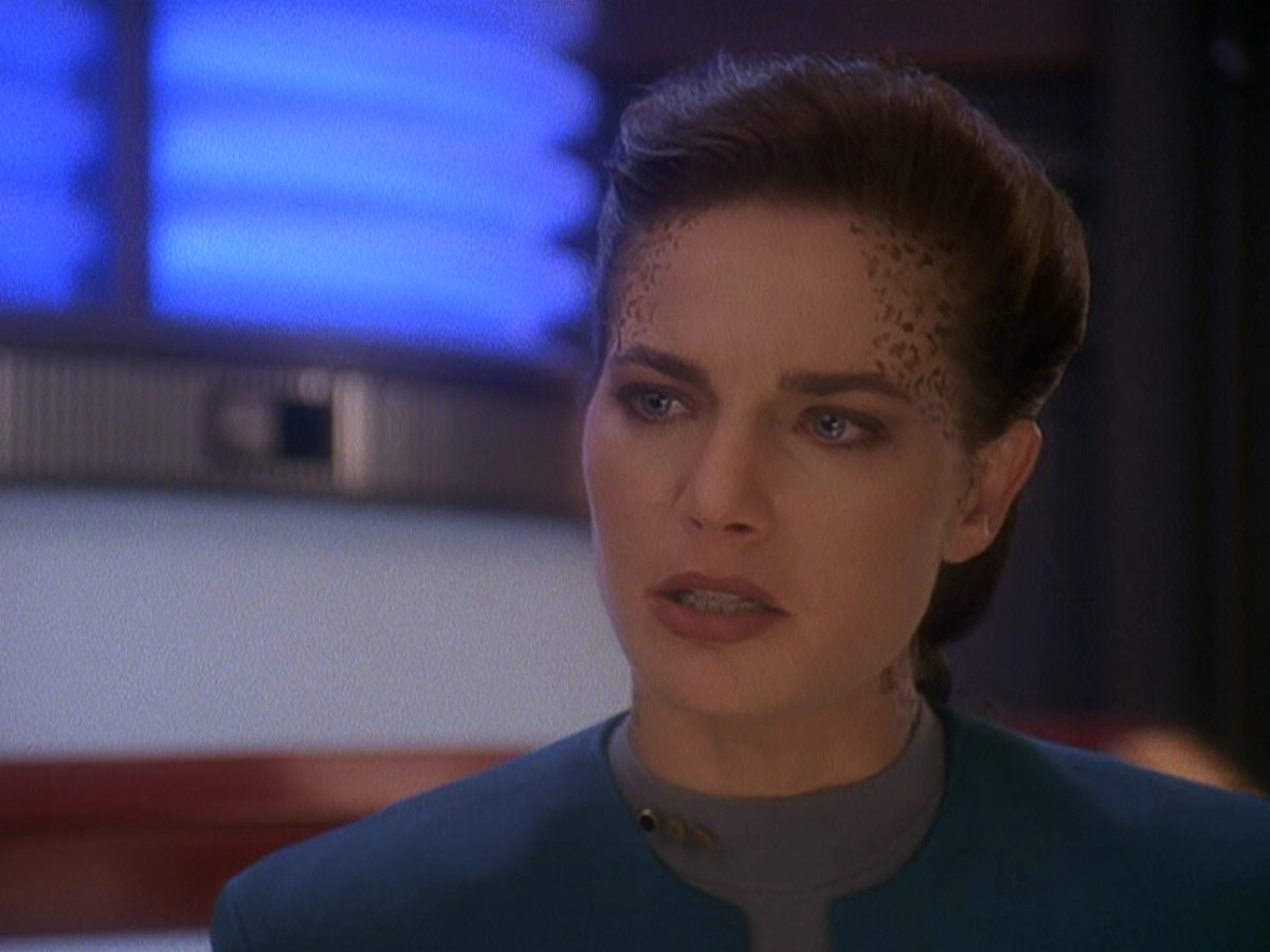 extant_StarTrek_DS9_5x04-NorTheBattleToTheStrong_02515.jpg