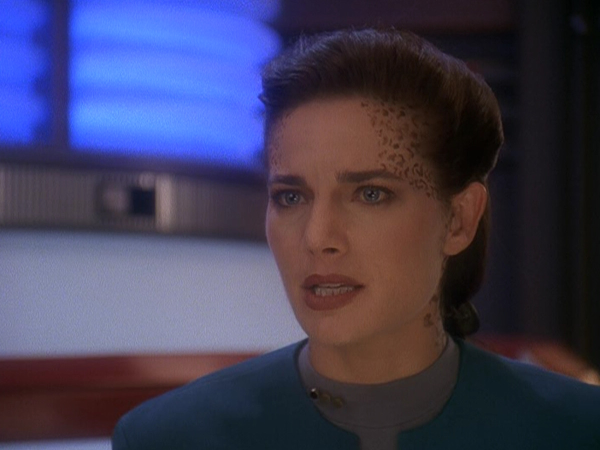 extant_StarTrek_DS9_5x04-NorTheBattleToTheStrong_02545.jpg