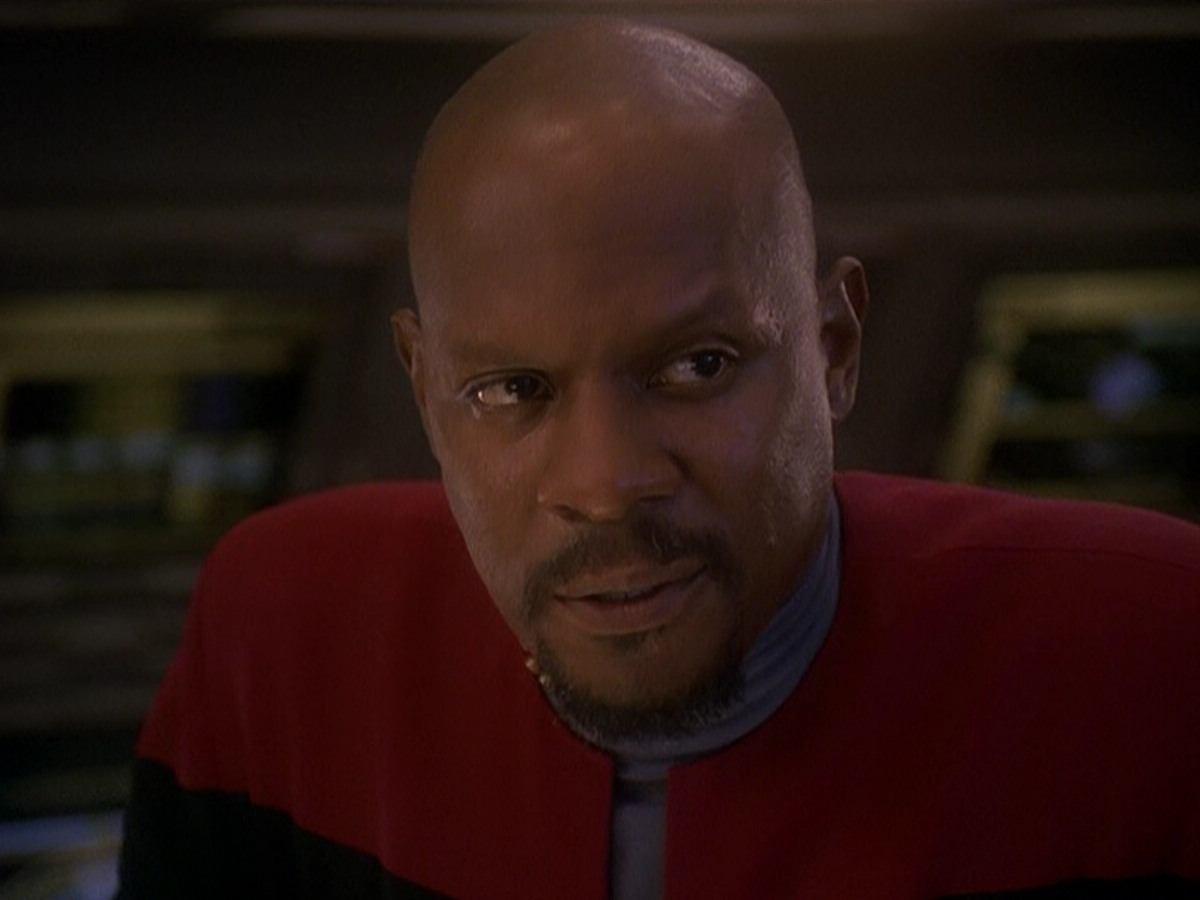 extant_StarTrek_DS9_5x04-NorTheBattleToTheStrong_02577.jpg