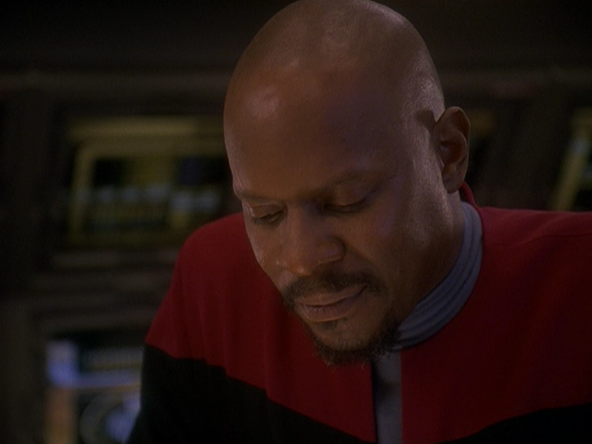 extant_StarTrek_DS9_5x04-NorTheBattleToTheStrong_02636.jpg