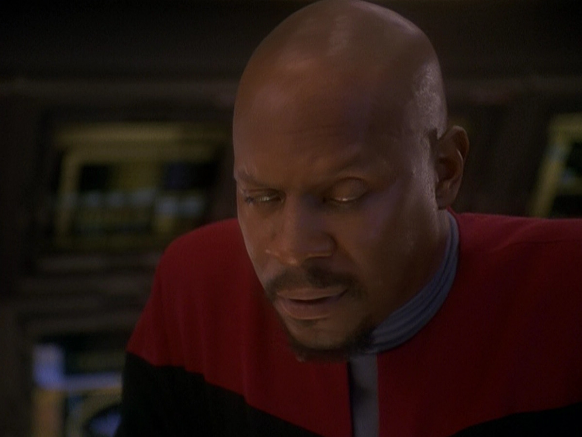 extant_StarTrek_DS9_5x04-NorTheBattleToTheStrong_02644.jpg