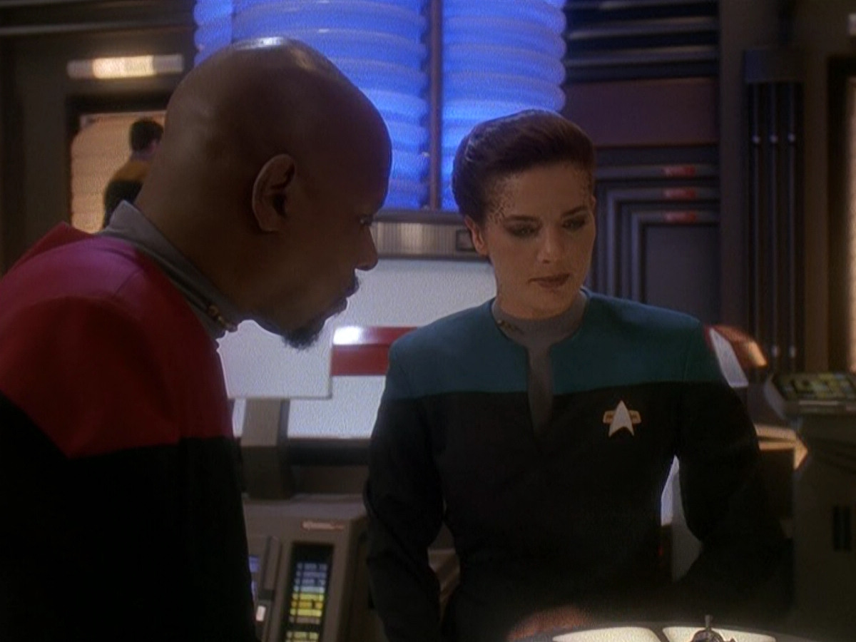 extant_StarTrek_DS9_5x04-NorTheBattleToTheStrong_02656.jpg