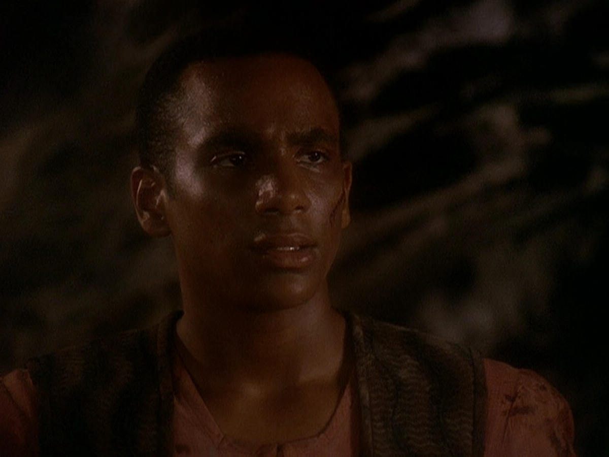 extant_StarTrek_DS9_5x04-NorTheBattleToTheStrong_02725.jpg