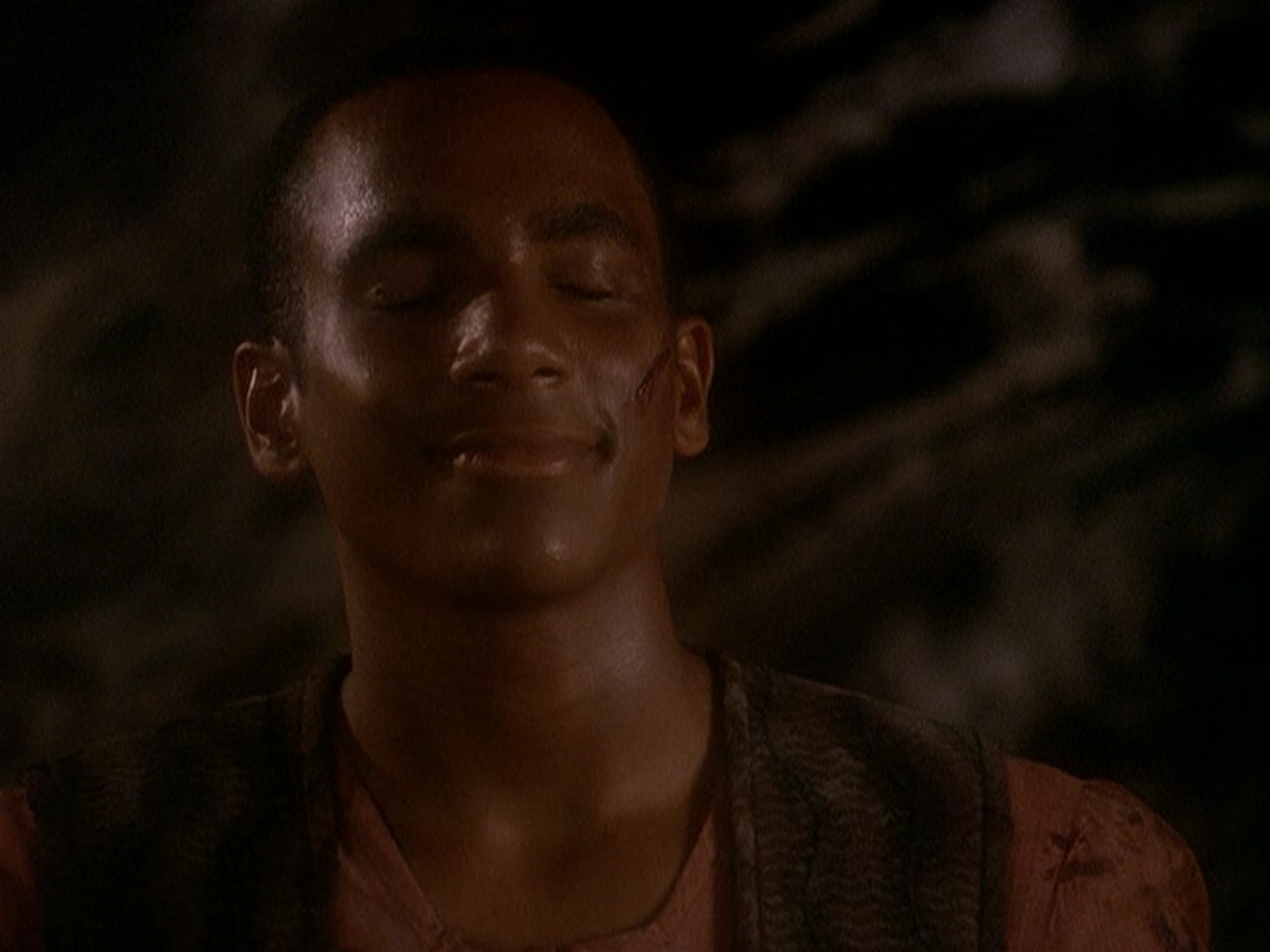 extant_StarTrek_DS9_5x04-NorTheBattleToTheStrong_02728.jpg
