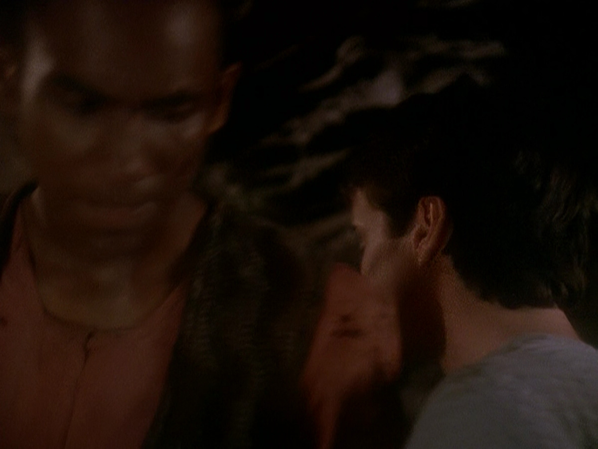 extant_StarTrek_DS9_5x04-NorTheBattleToTheStrong_02778.jpg