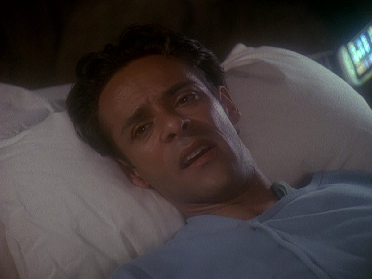 extant_StarTrek_DS9_5x04-NorTheBattleToTheStrong_02823.jpg