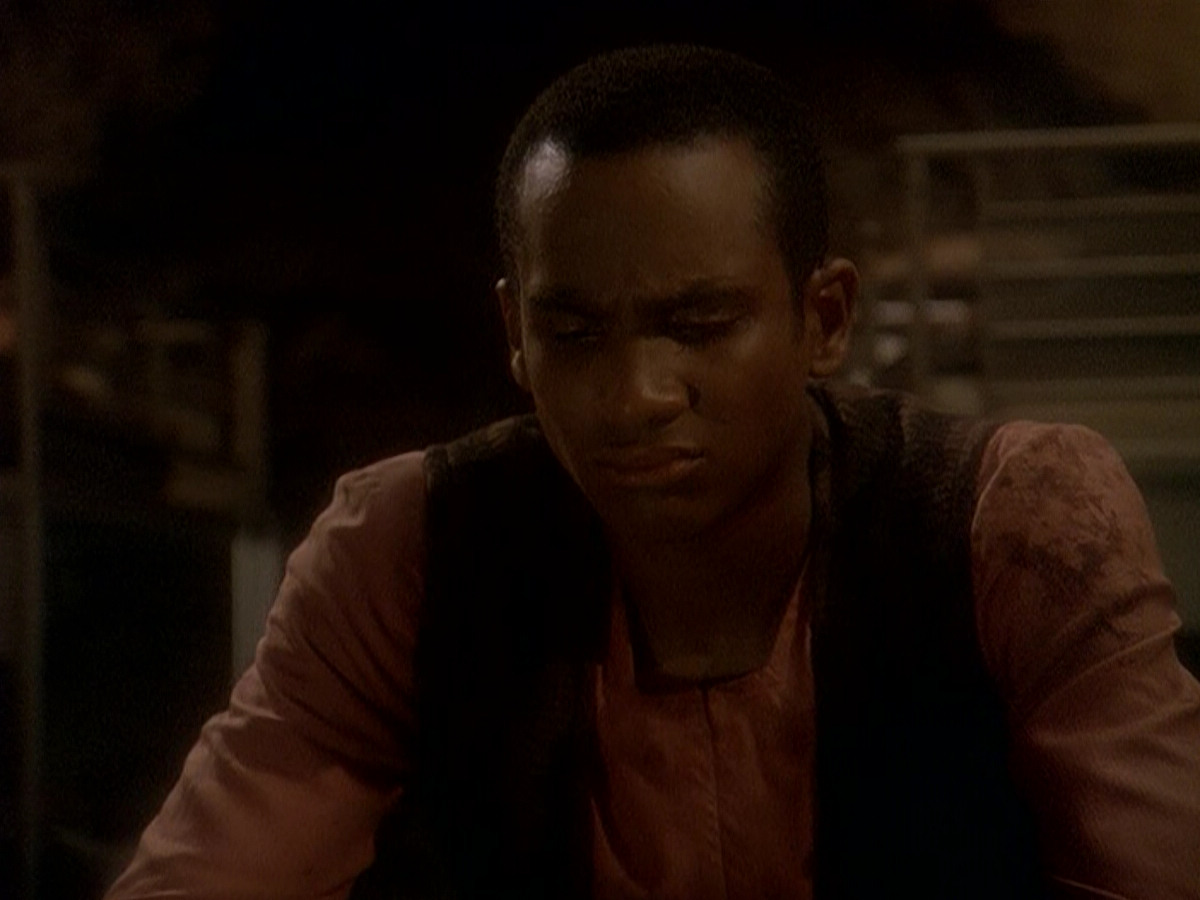 extant_StarTrek_DS9_5x04-NorTheBattleToTheStrong_02915.jpg