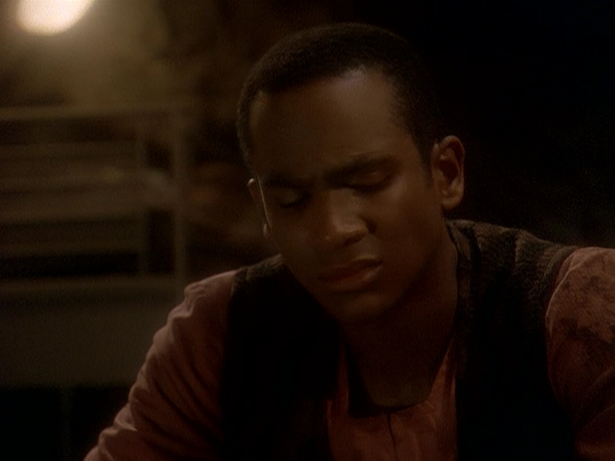 extant_StarTrek_DS9_5x04-NorTheBattleToTheStrong_02920.jpg