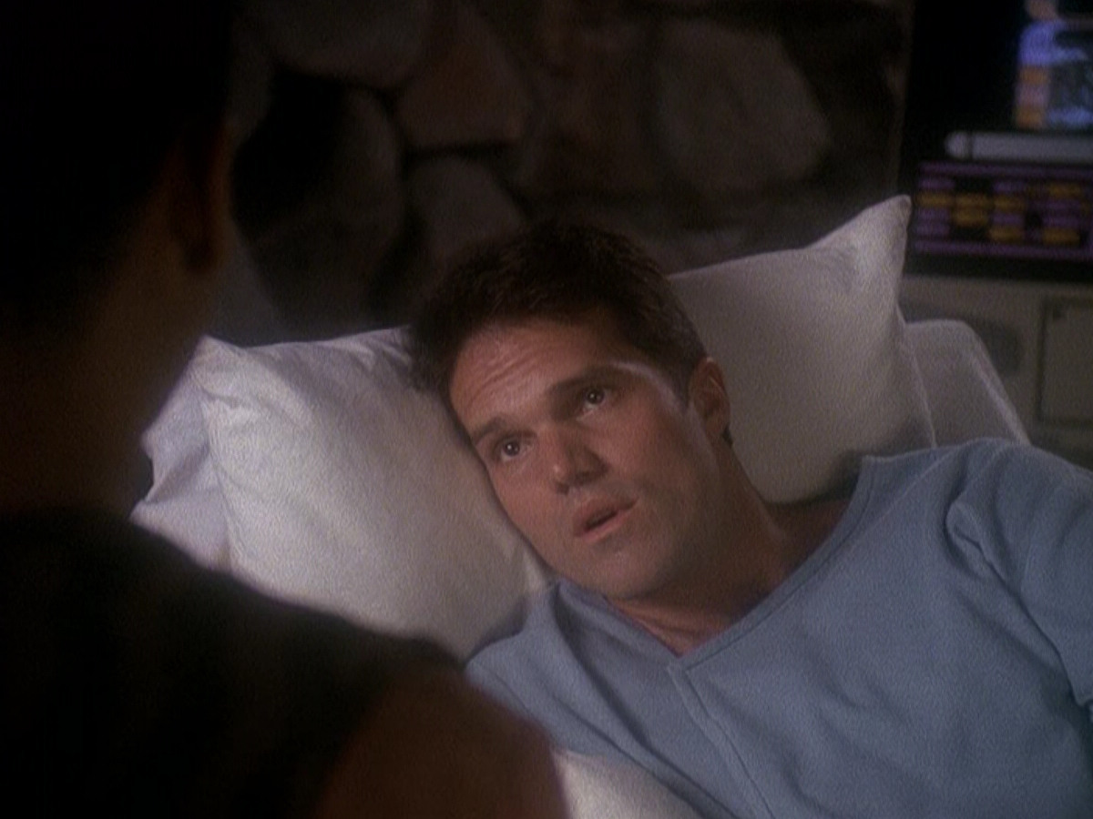 extant_StarTrek_DS9_5x04-NorTheBattleToTheStrong_03108.jpg
