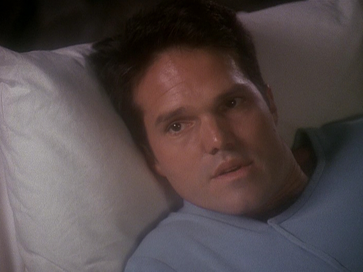 extant_StarTrek_DS9_5x04-NorTheBattleToTheStrong_03124.jpg