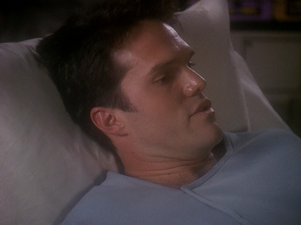 extant_StarTrek_DS9_5x04-NorTheBattleToTheStrong_03129.jpg
