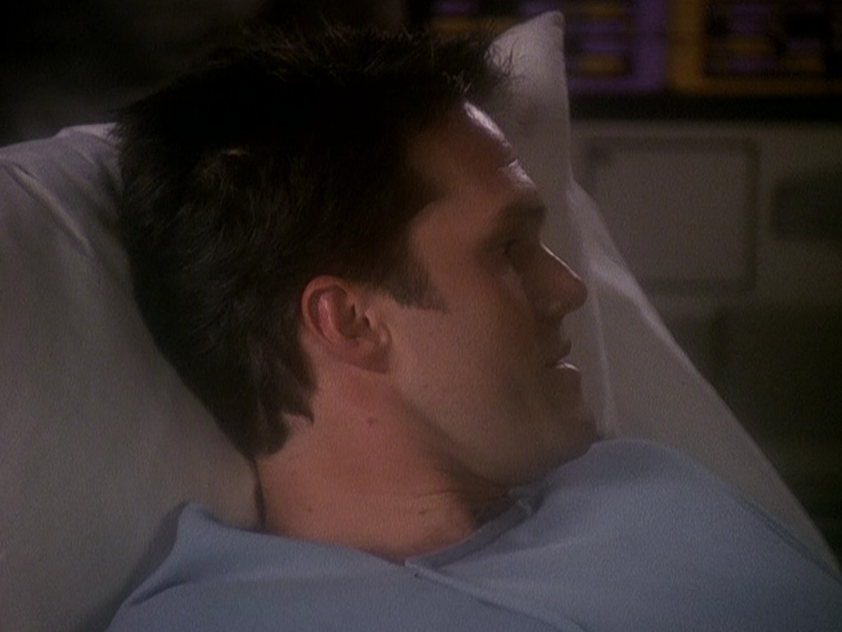 extant_StarTrek_DS9_5x04-NorTheBattleToTheStrong_03132.jpg