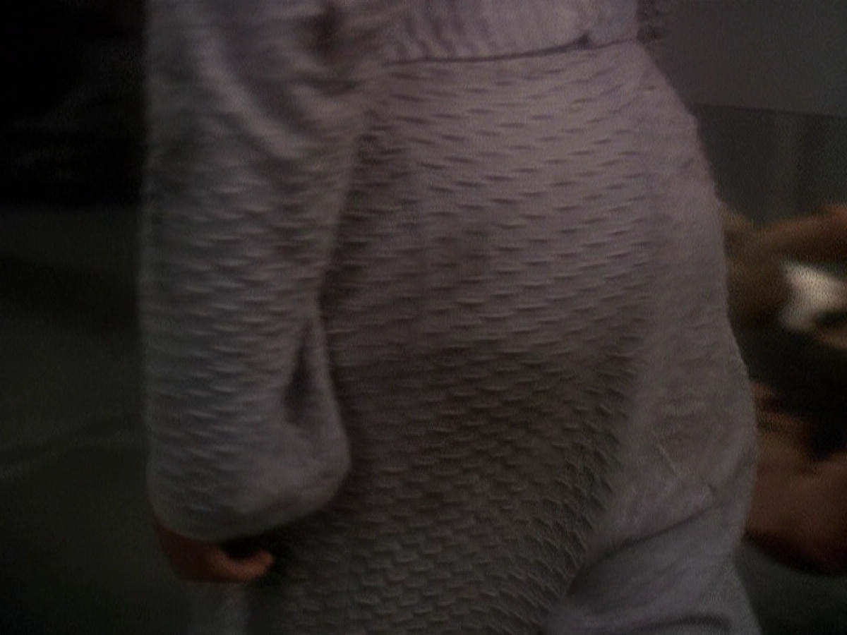 extant_StarTrek_DS9_5x04-NorTheBattleToTheStrong_03150.jpg