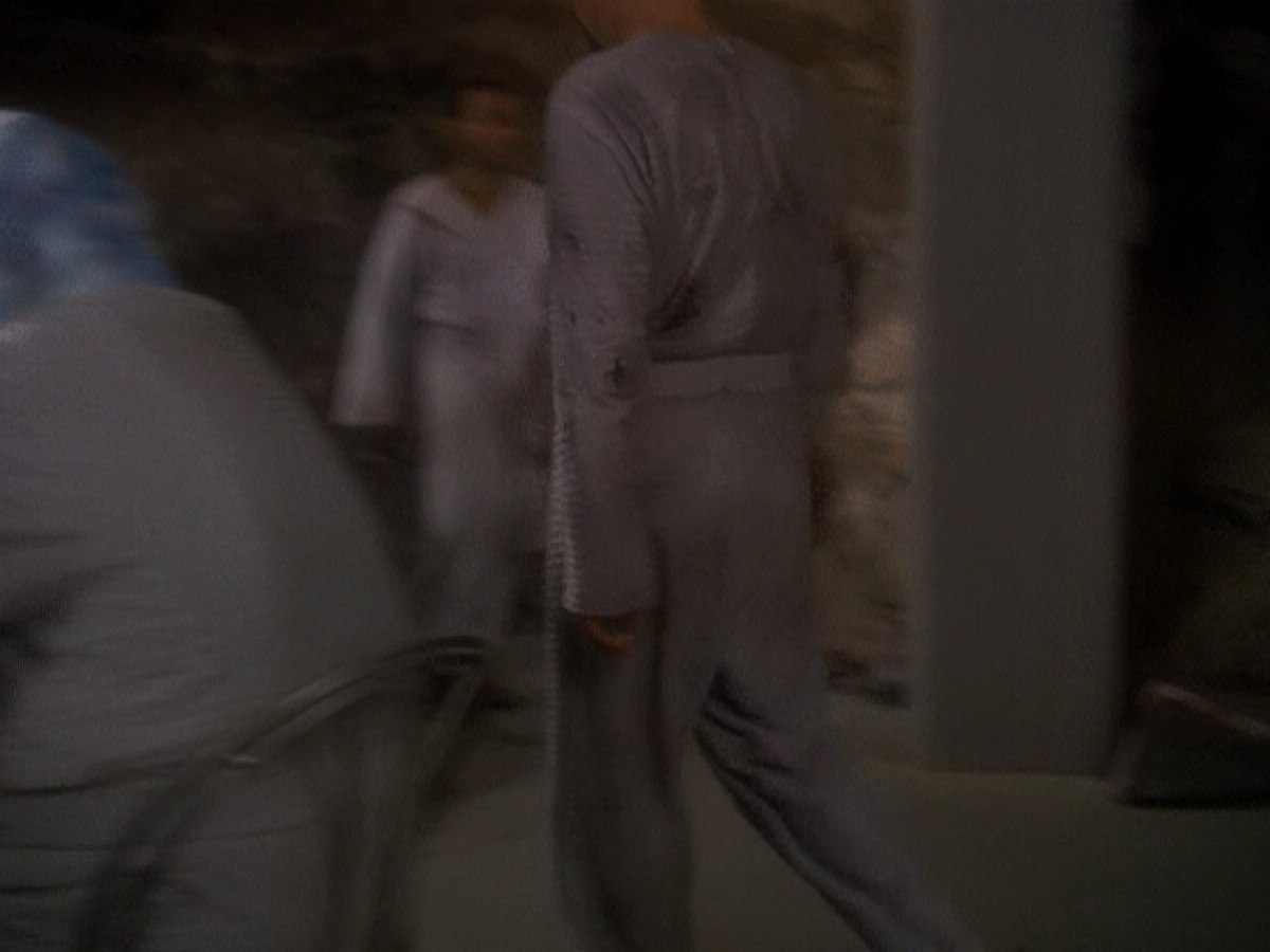 extant_StarTrek_DS9_5x04-NorTheBattleToTheStrong_03152.jpg