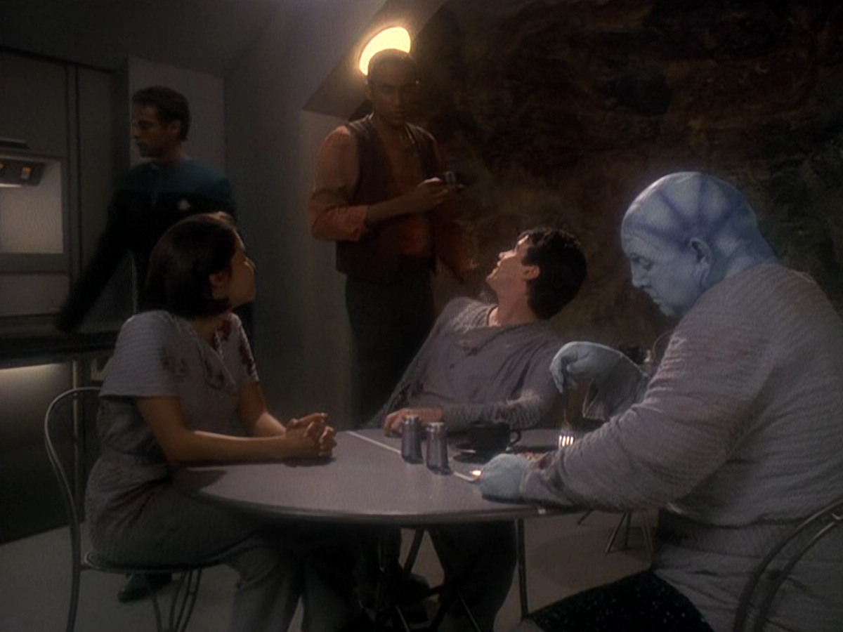 extant_StarTrek_DS9_5x04-NorTheBattleToTheStrong_03211.jpg