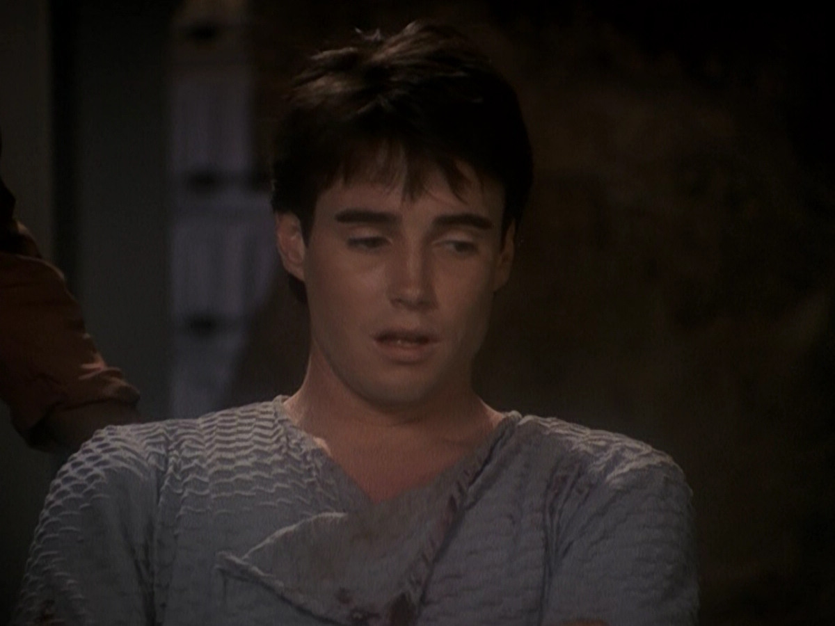 extant_StarTrek_DS9_5x04-NorTheBattleToTheStrong_03232.jpg
