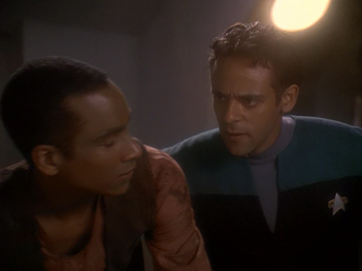 extant_StarTrek_DS9_5x04-NorTheBattleToTheStrong_03254.jpg