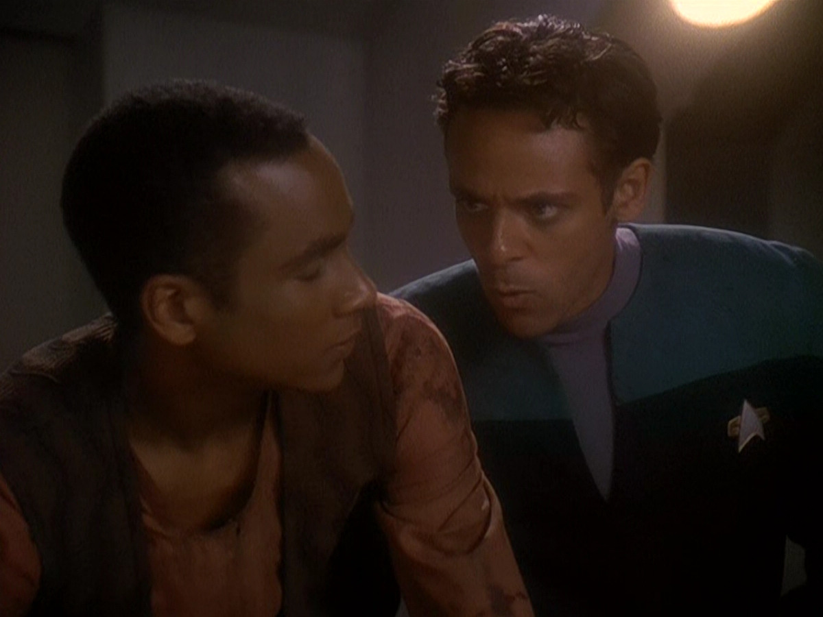extant_StarTrek_DS9_5x04-NorTheBattleToTheStrong_03255.jpg