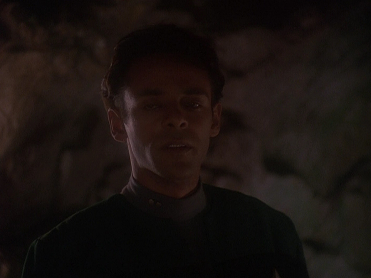 extant_StarTrek_DS9_5x04-NorTheBattleToTheStrong_03292.jpg