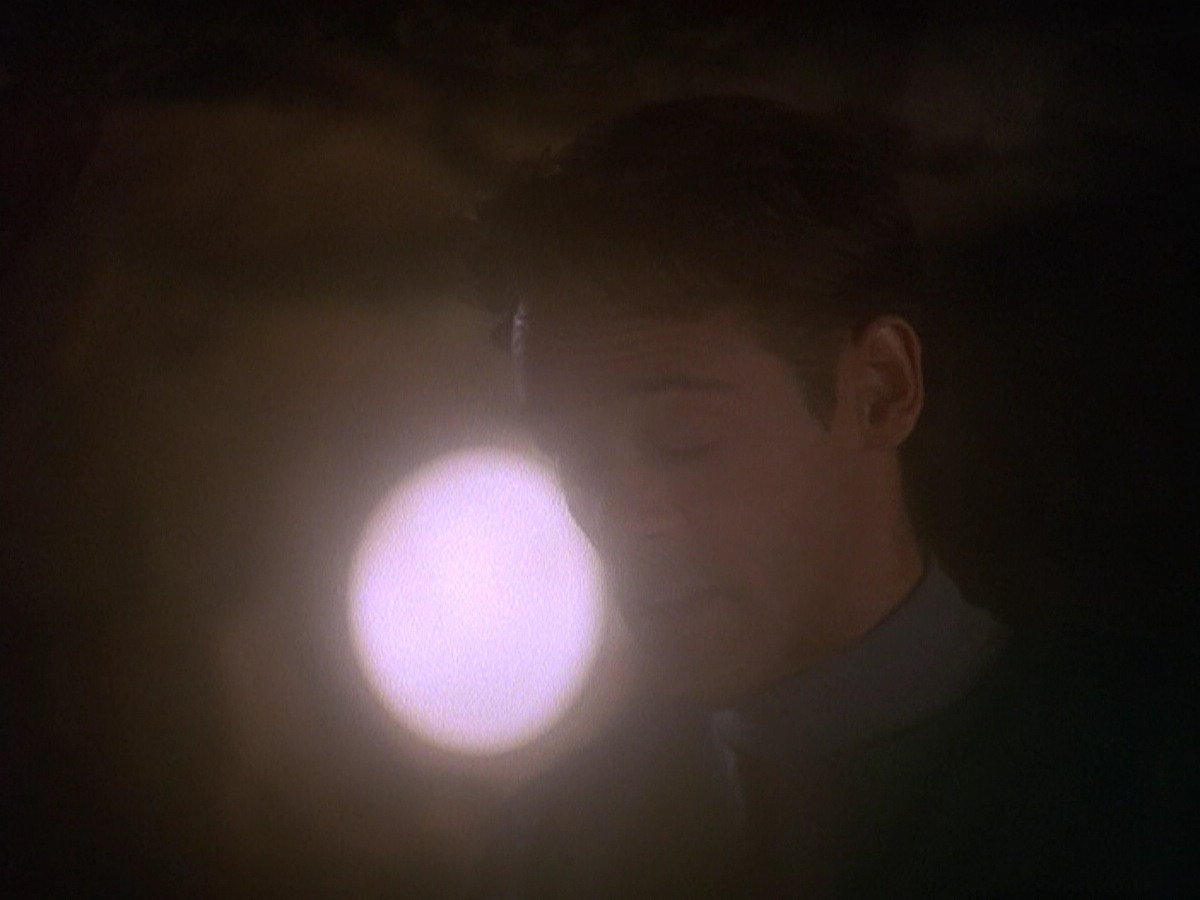 extant_StarTrek_DS9_5x04-NorTheBattleToTheStrong_03330.jpg