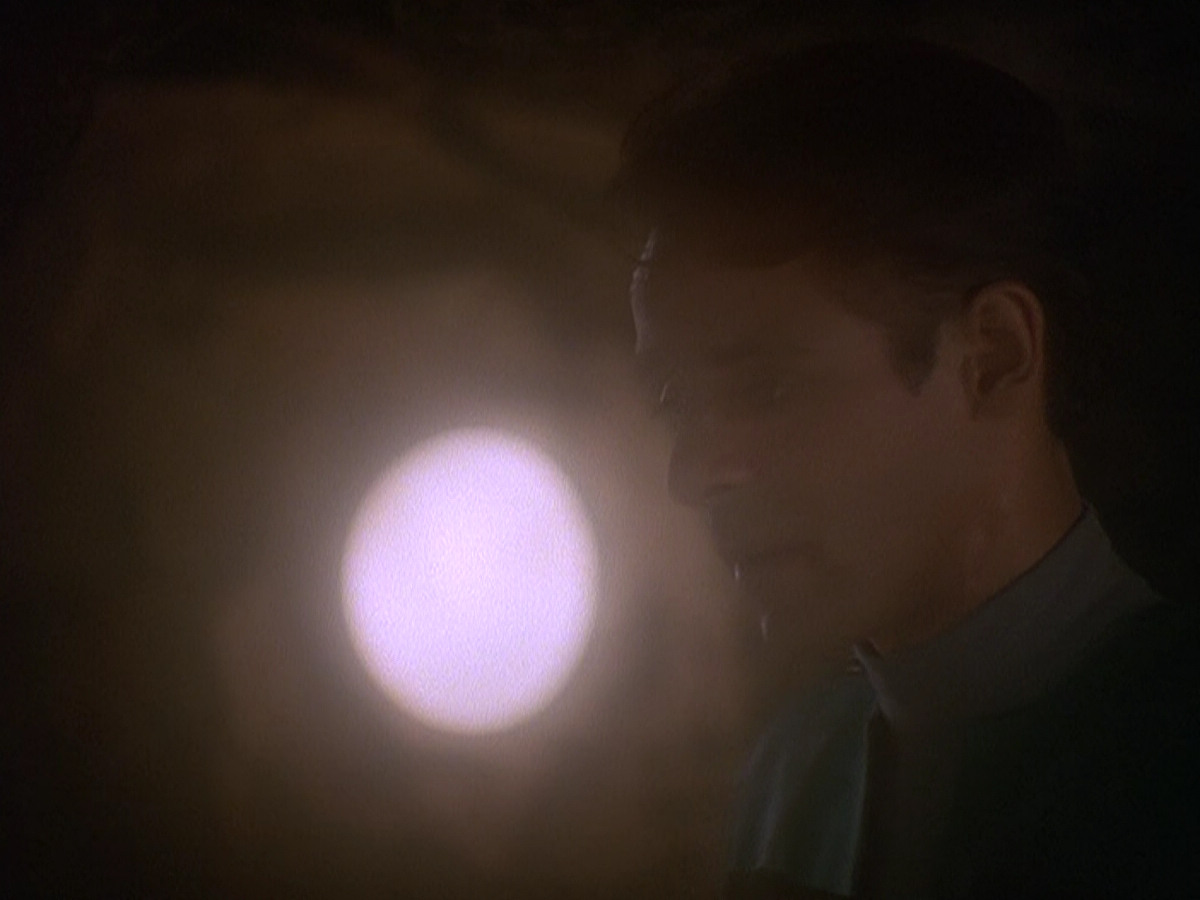 extant_StarTrek_DS9_5x04-NorTheBattleToTheStrong_03336.jpg