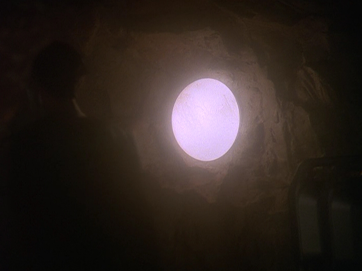 extant_StarTrek_DS9_5x04-NorTheBattleToTheStrong_03341.jpg