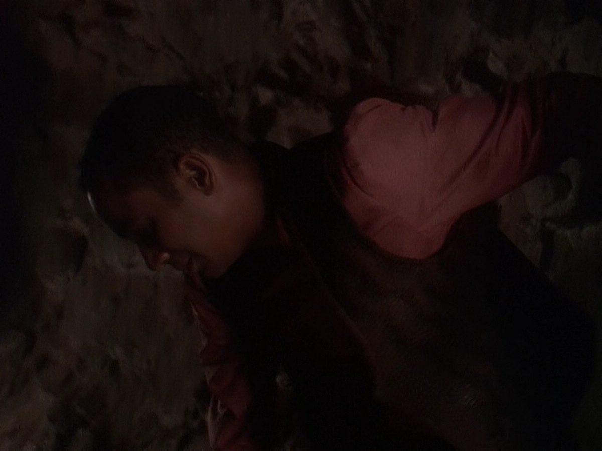 extant_StarTrek_DS9_5x04-NorTheBattleToTheStrong_03349.jpg