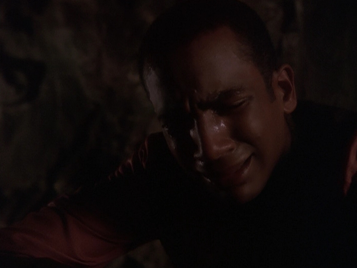 extant_StarTrek_DS9_5x04-NorTheBattleToTheStrong_03371.jpg