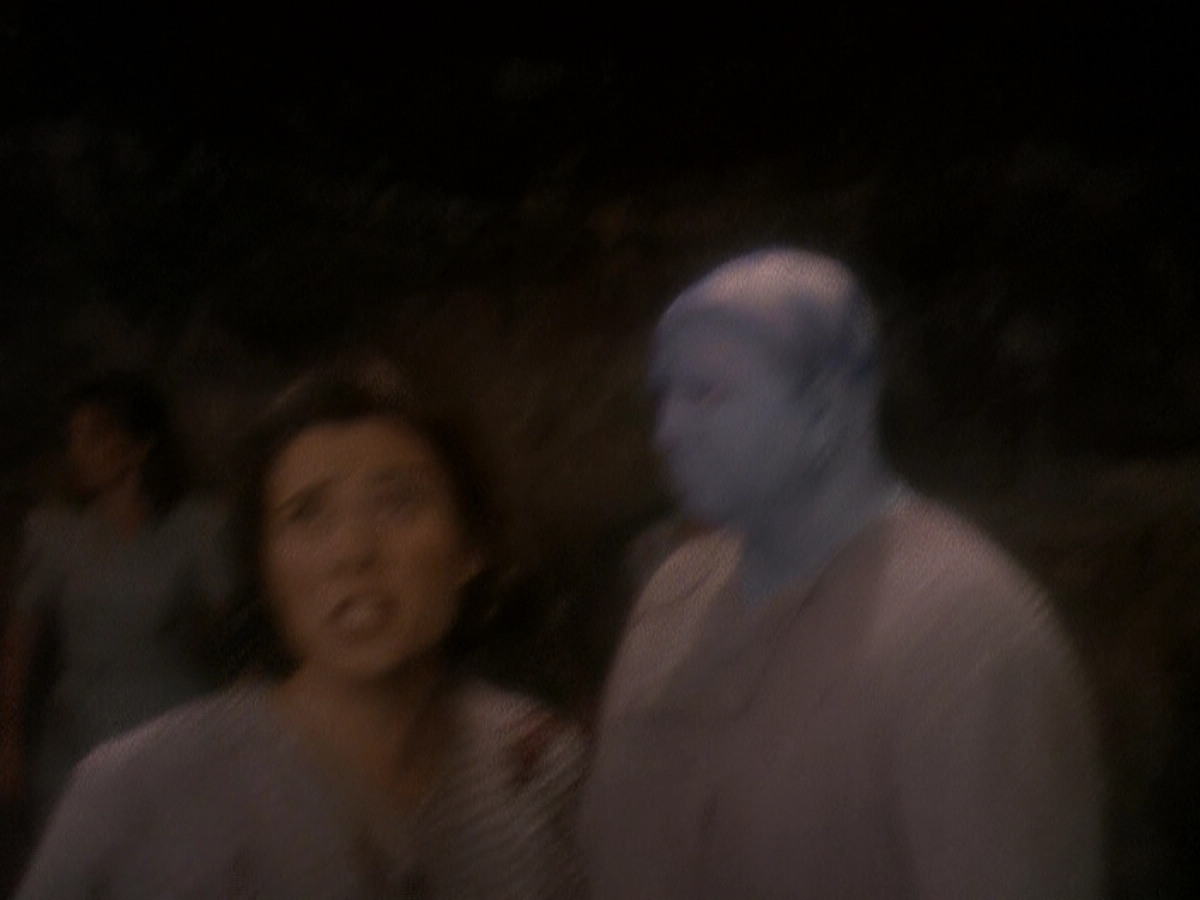 extant_StarTrek_DS9_5x04-NorTheBattleToTheStrong_03409.jpg